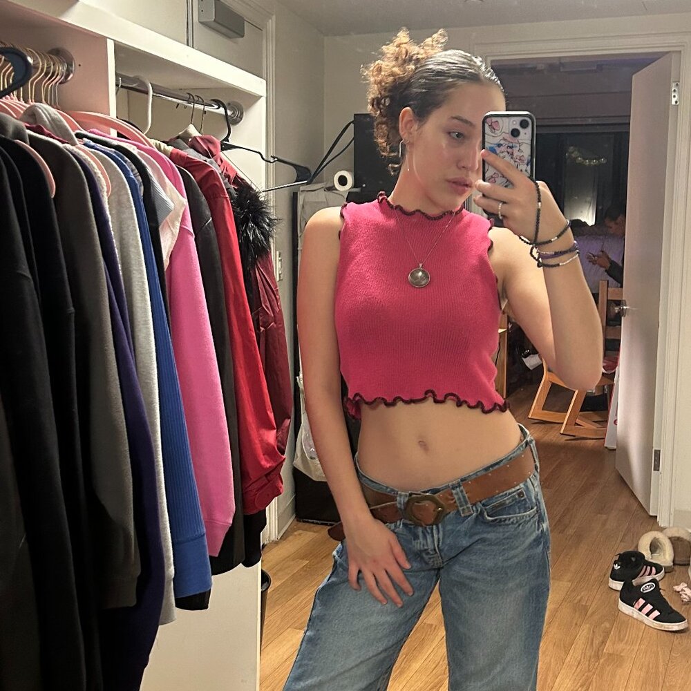 Meet your Posher, Sela